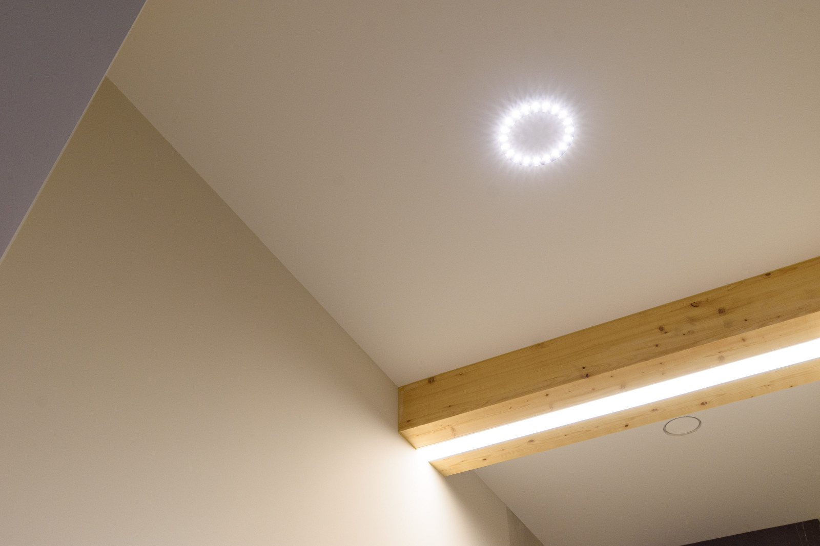 Интерьеры загородного коттеджа №2