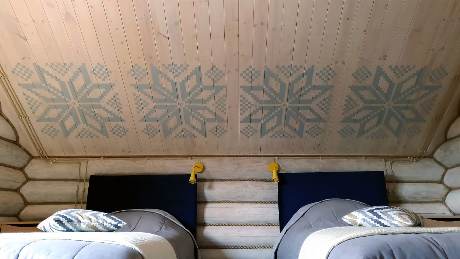 Роспись в загородном доме