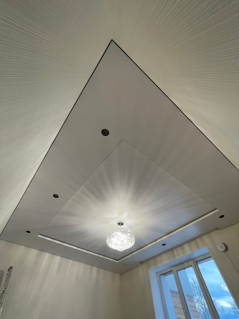 Многоуровневые потолки в КП голубой залив