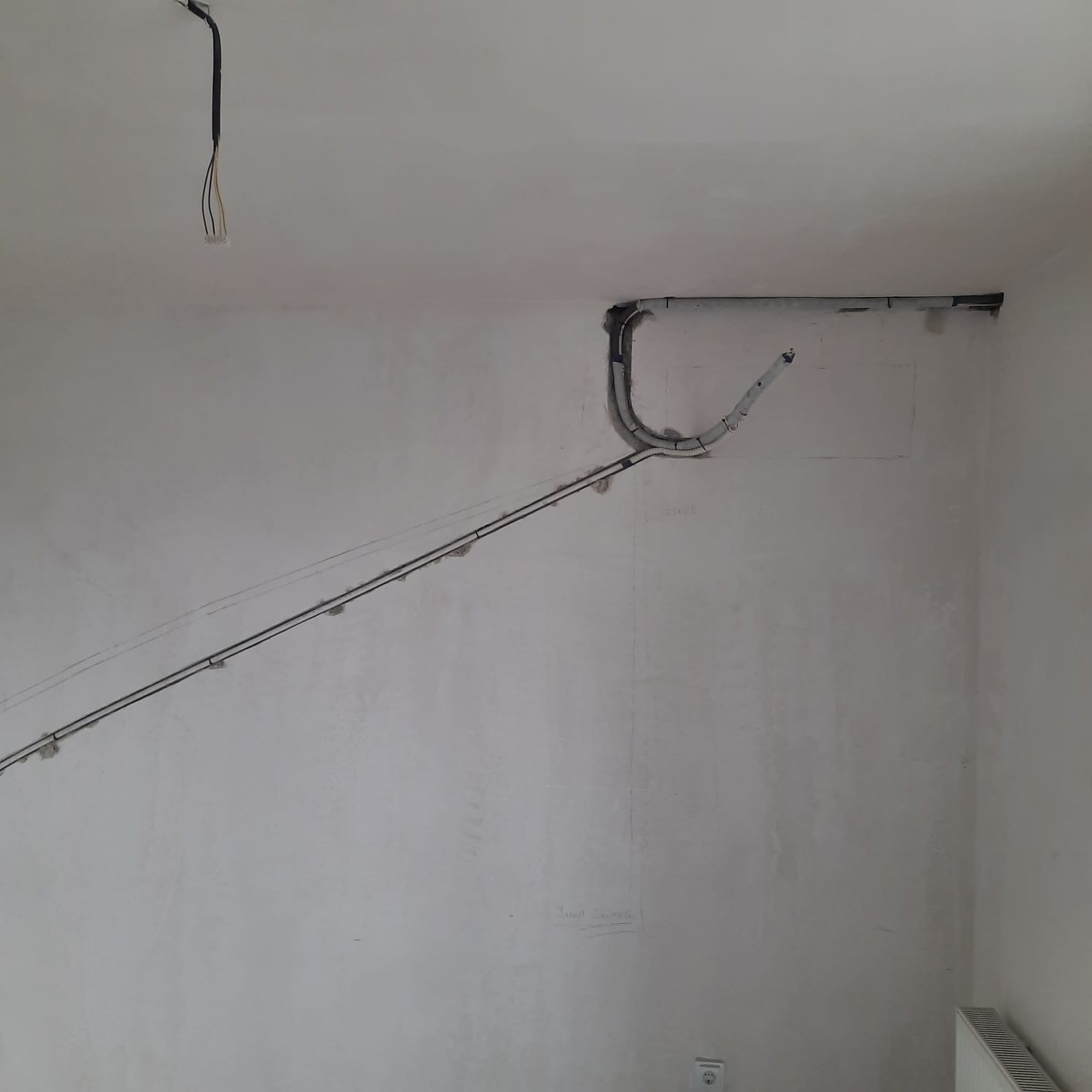 Установка кондиционера в квартирах с ремонтом