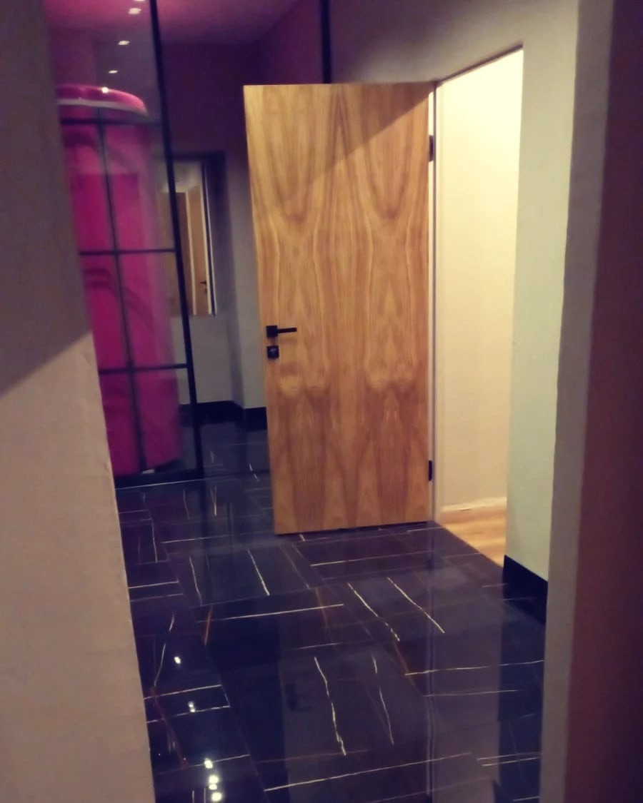 Интерьер салона в стиле лофт