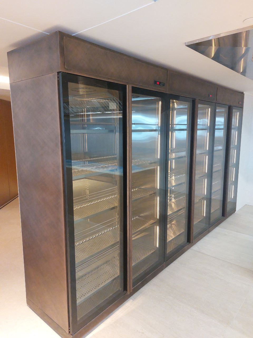 Винная витрина