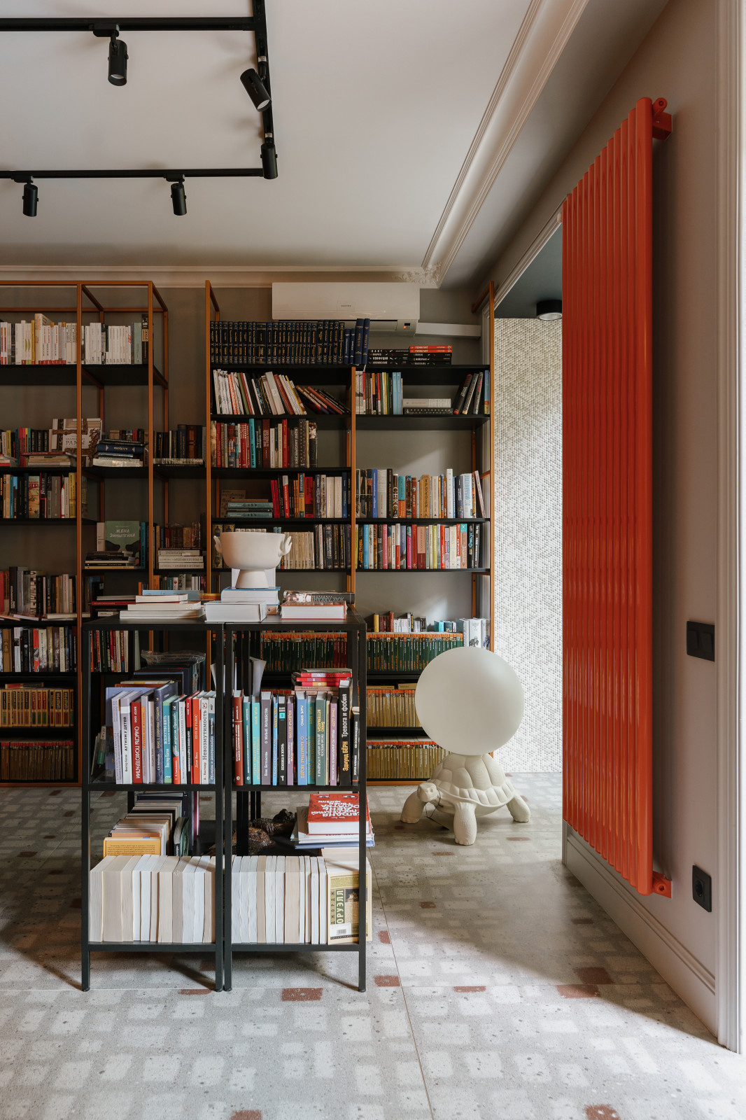 ἐλευθερία bookstore