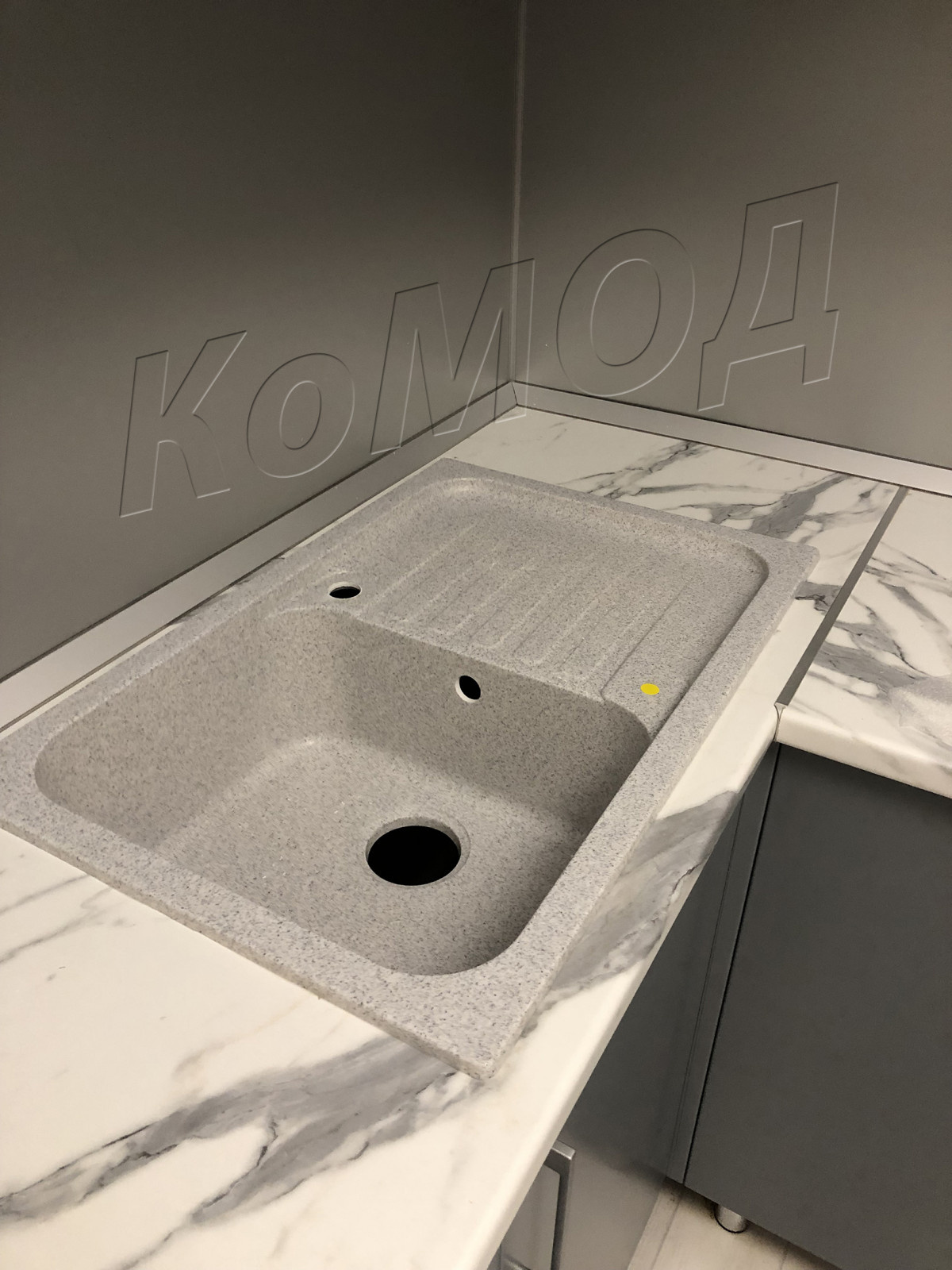 Кухня с фасадом МДФ краска