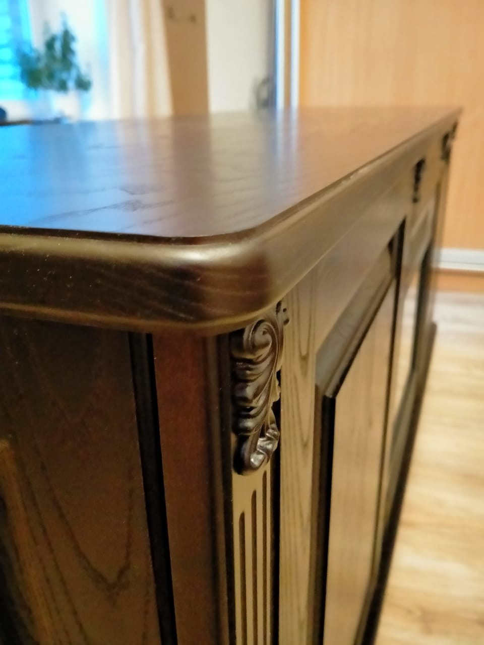 Кухни массив