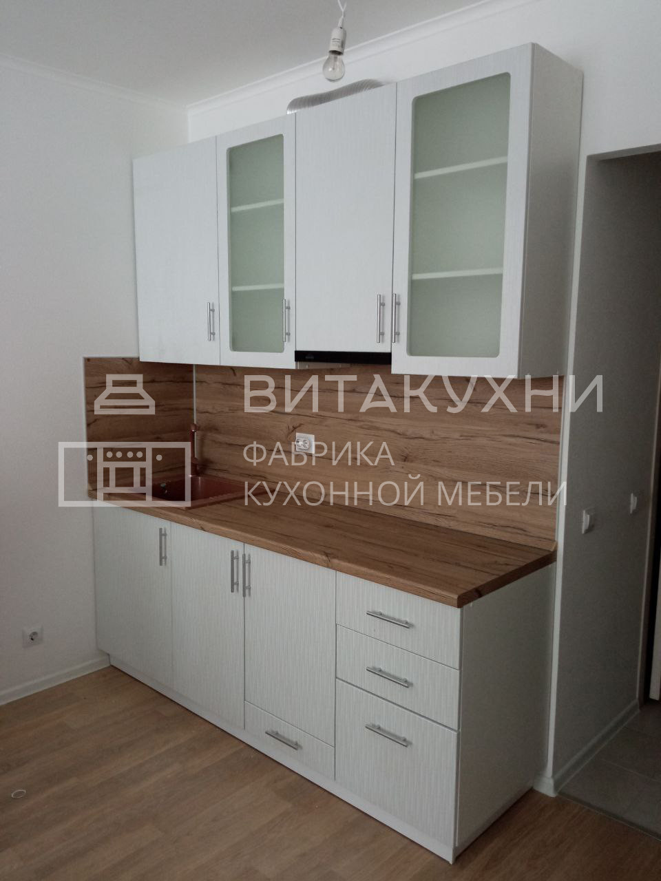 Небольшой кухонный гарнитур