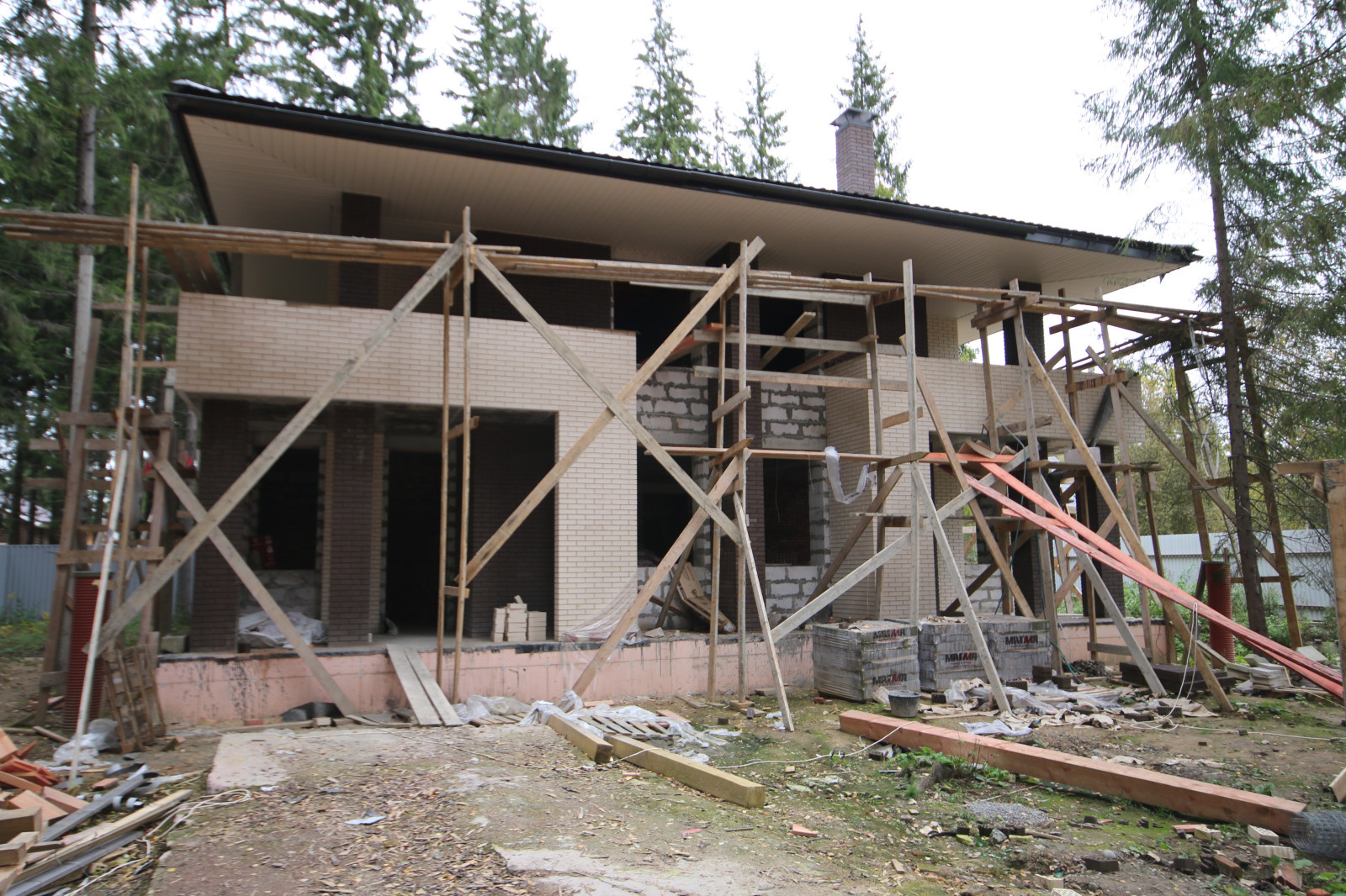 Проект коттеджа на 215м2