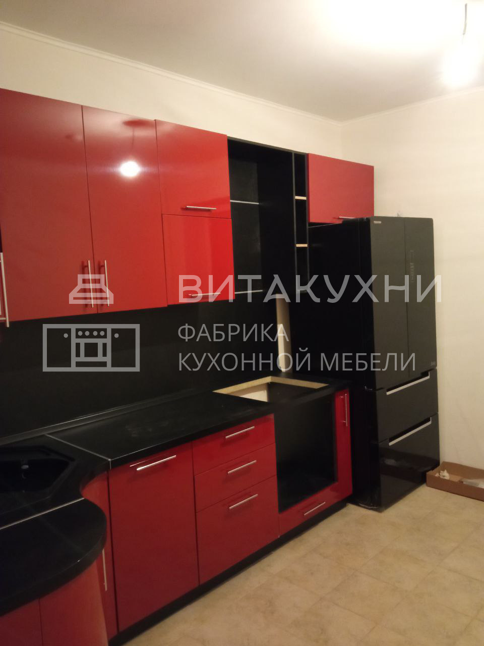 Красный кухонный гарнитур