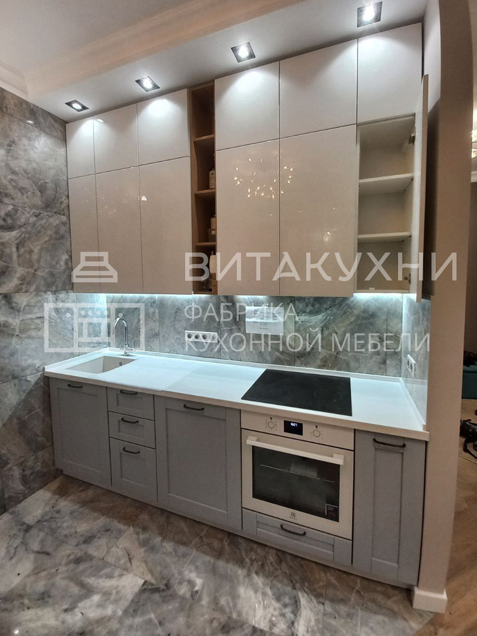 Кухонный гарнитур маленького размера