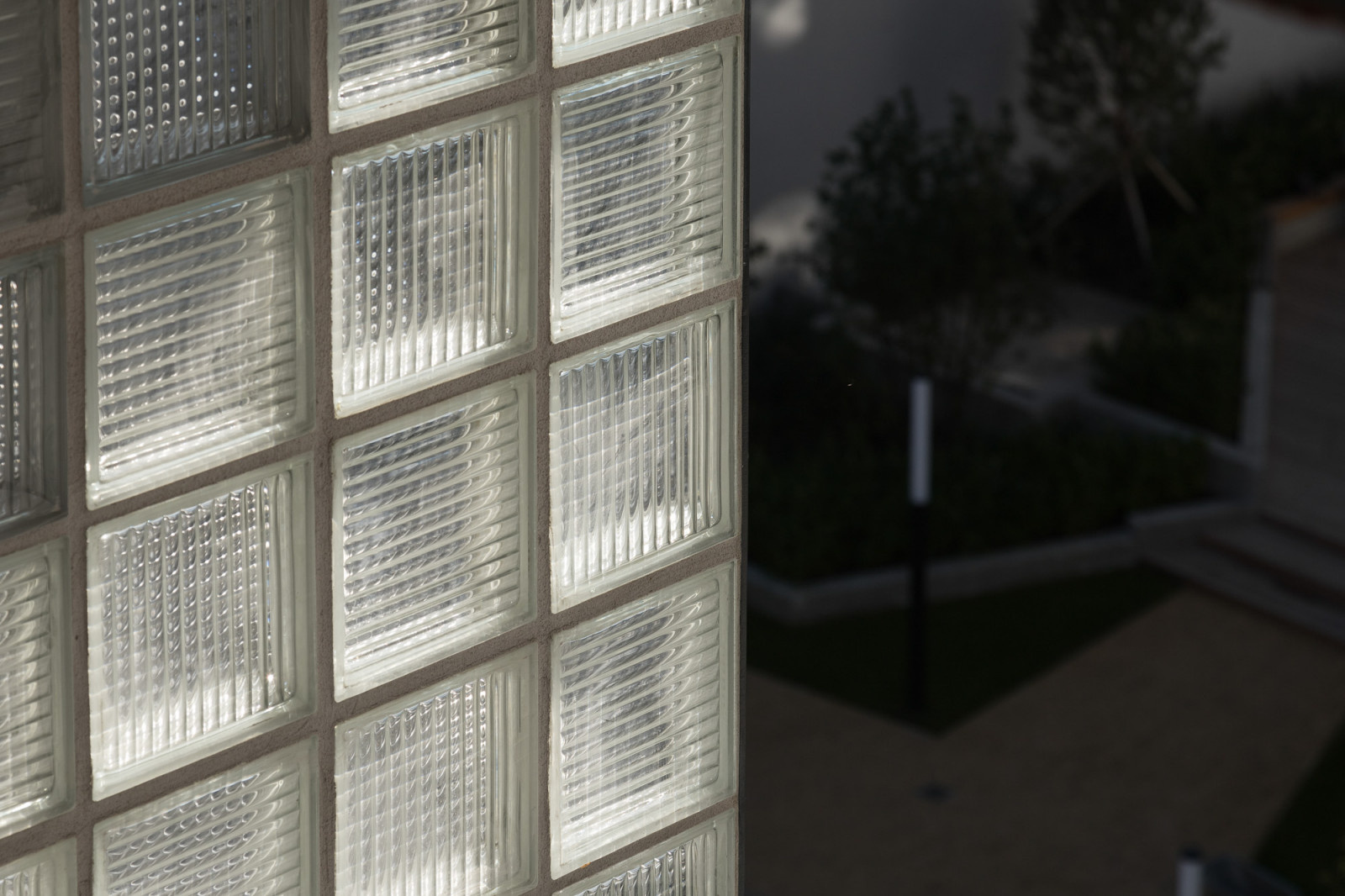 Дом с мостами