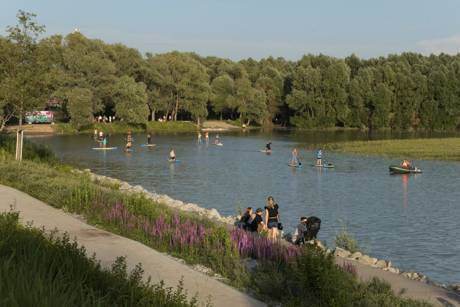 Набережная Европейский берег