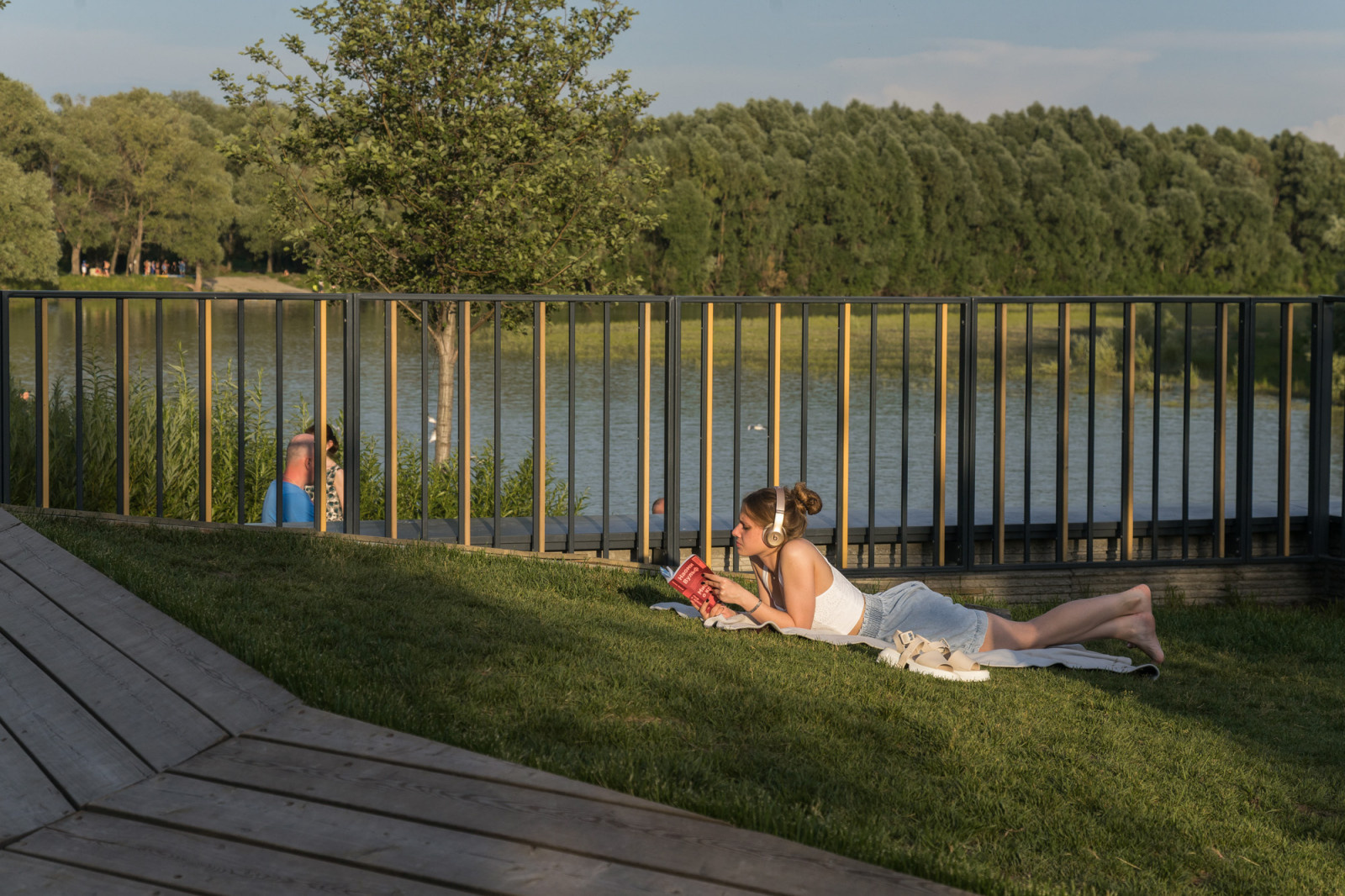 Набережная Европейский берег