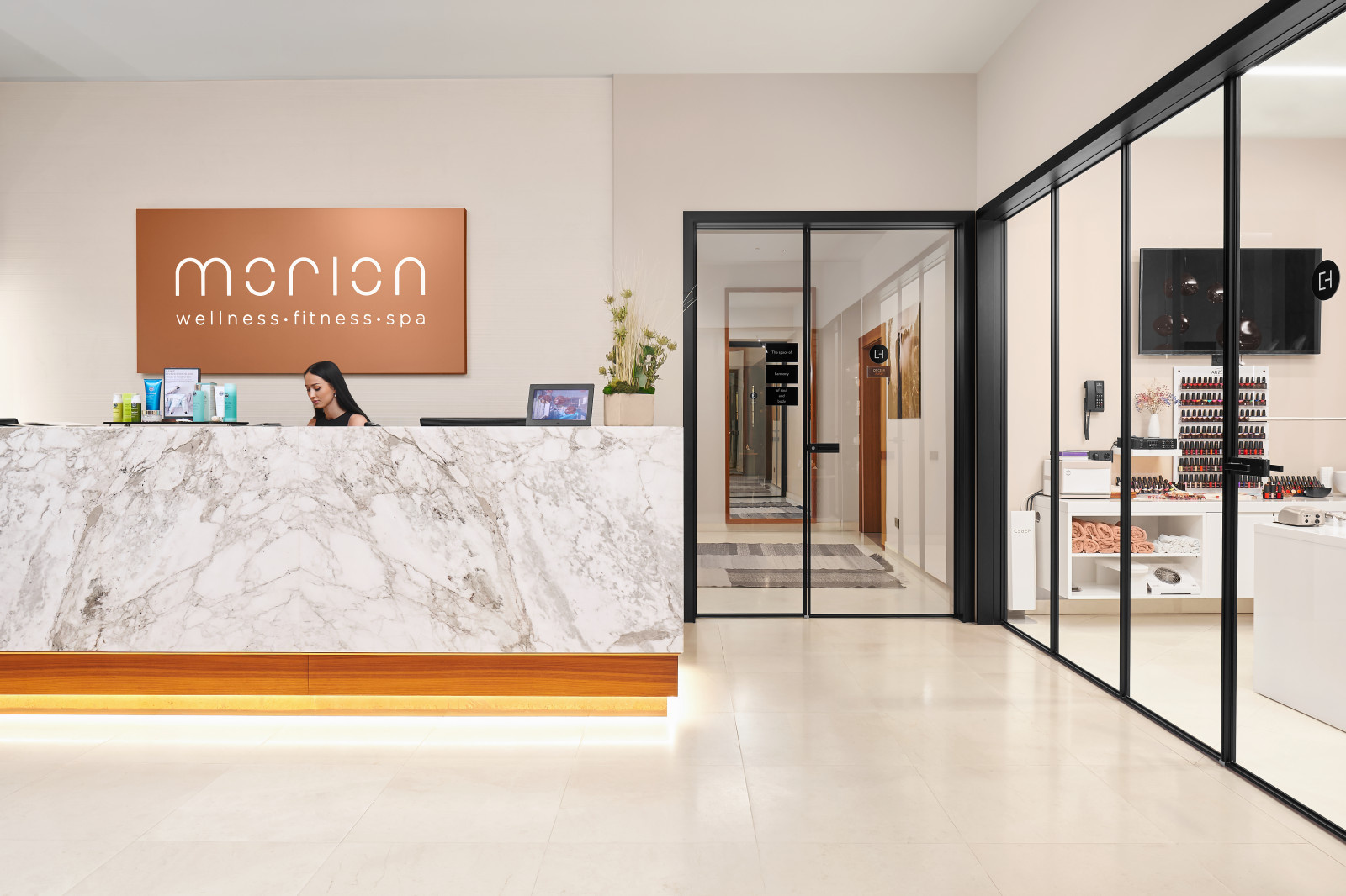 Отель "Crystal House"