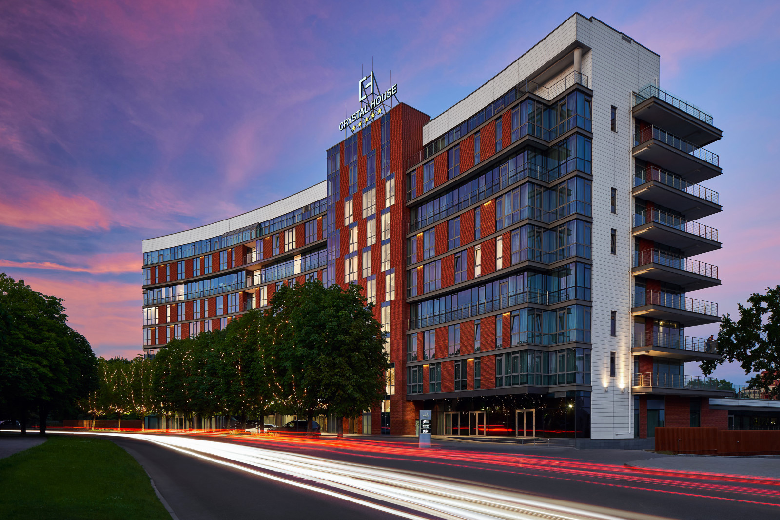 Отель "Crystal House"