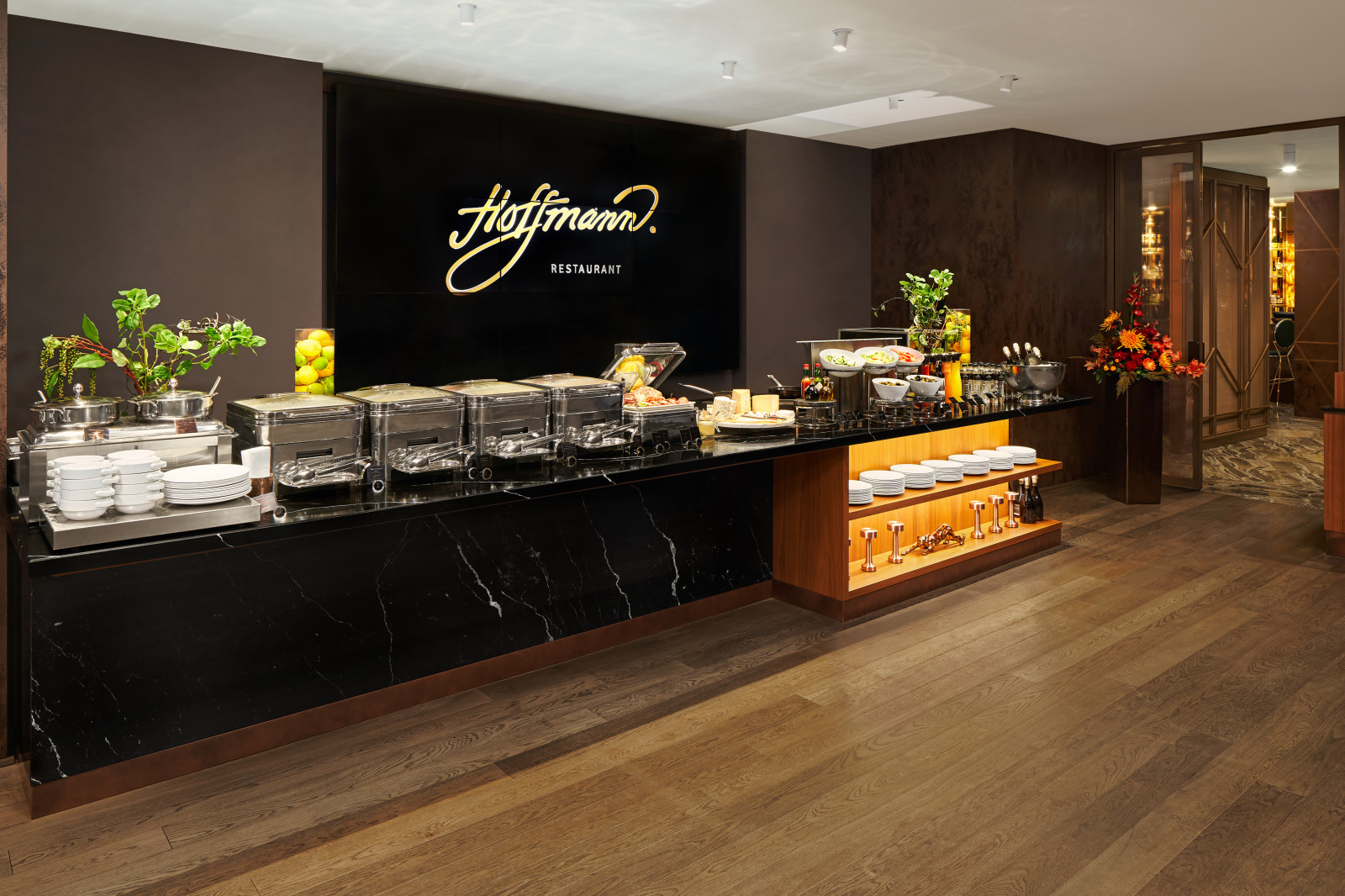 Отель "Crystal House"