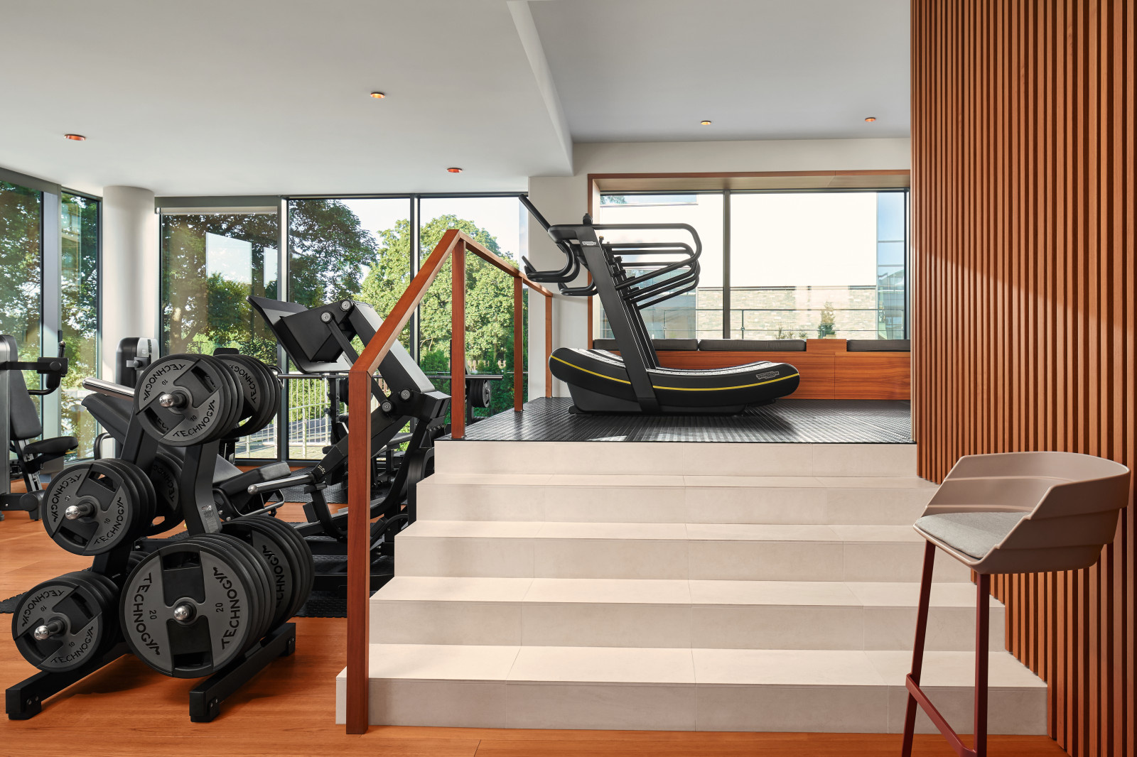 Отель "Crystal House"