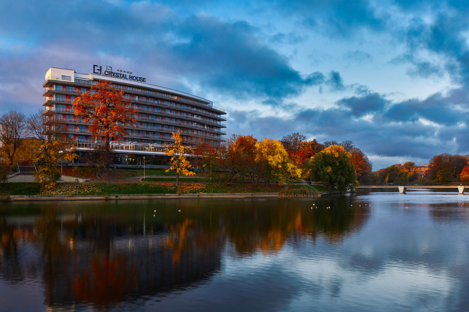 Отель "Crystal House"