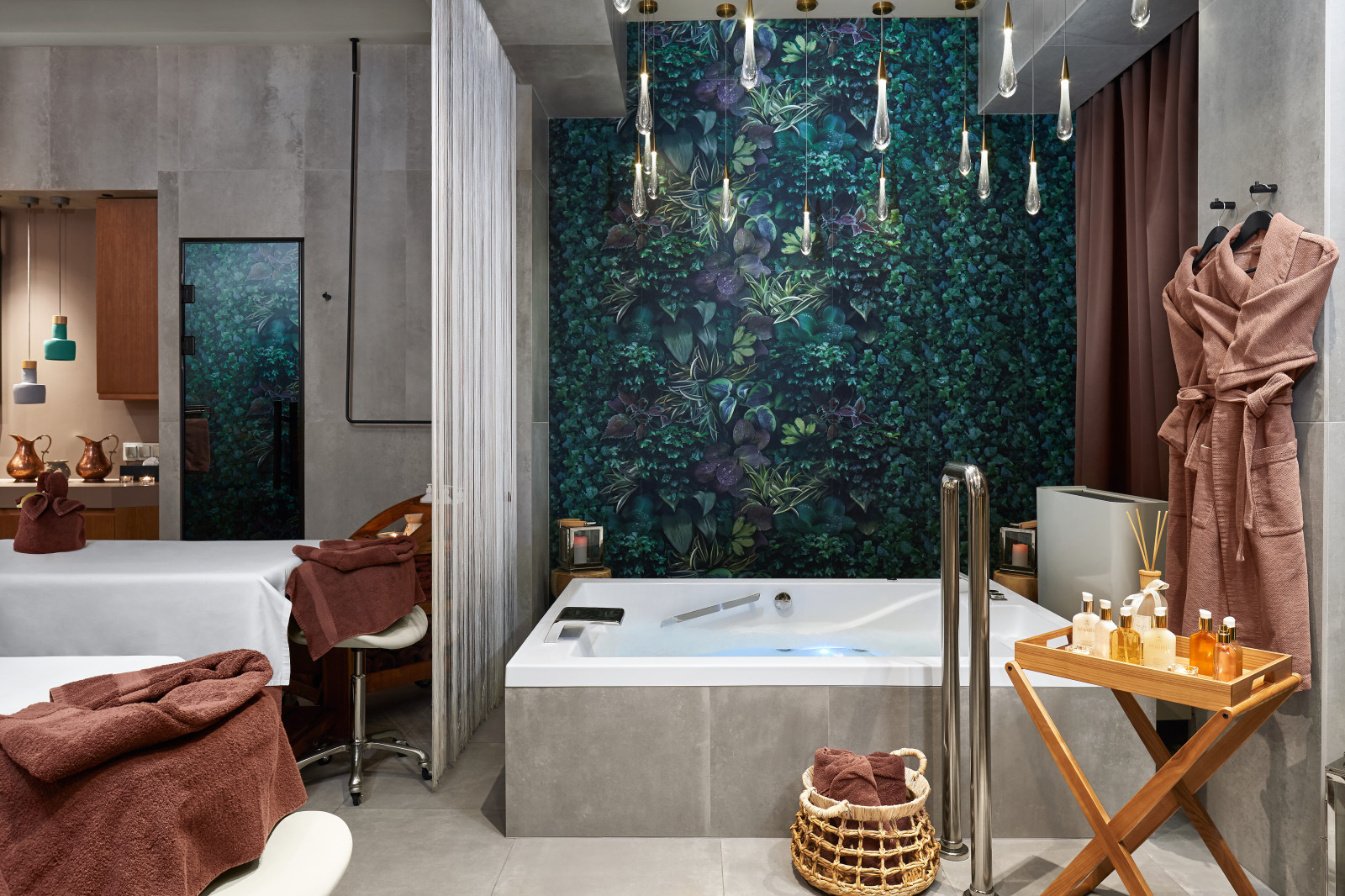 Обложка проекта: Отель "Crystal House"