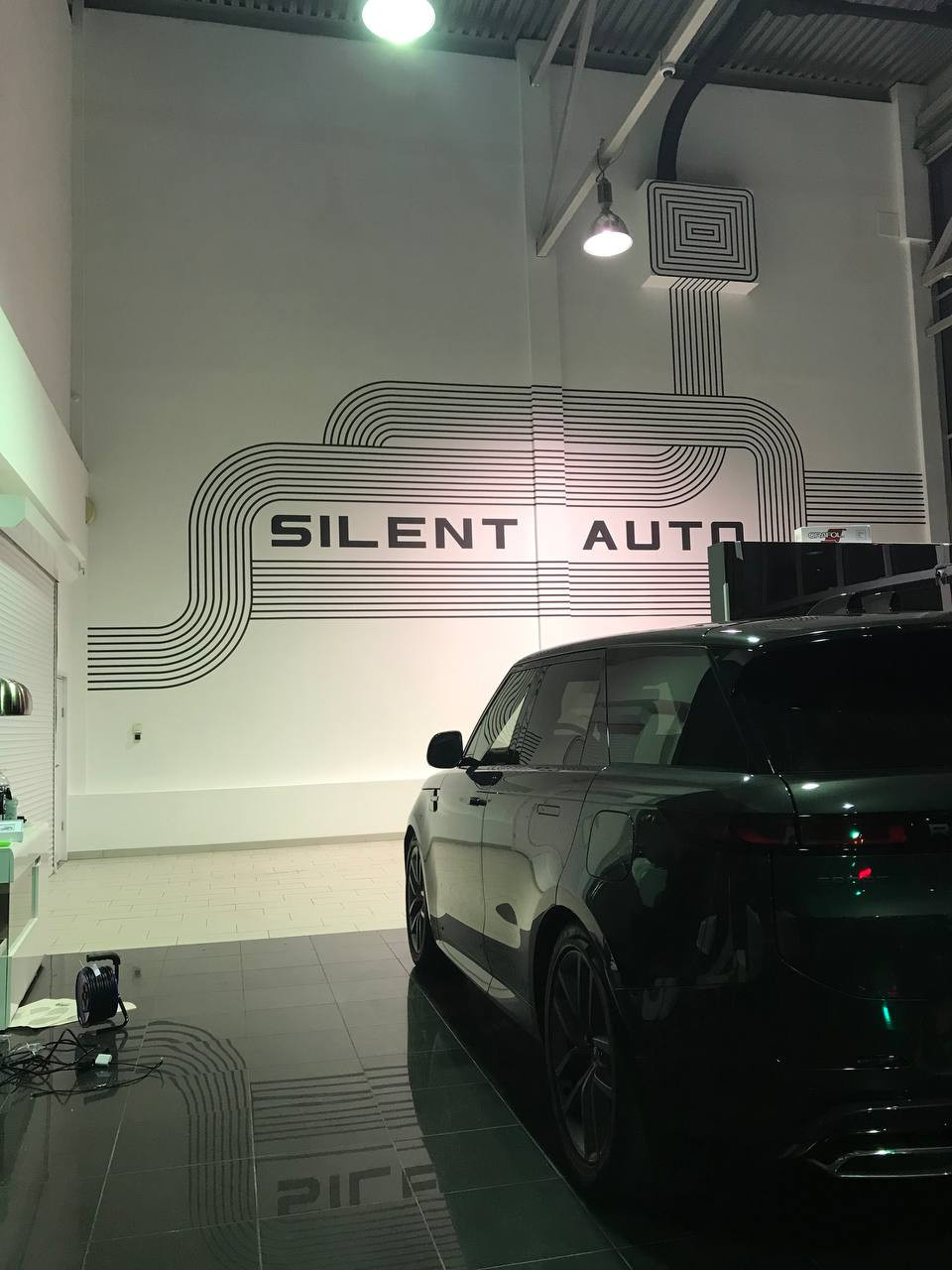 Обложка проекта: Автосалон в г.Москве