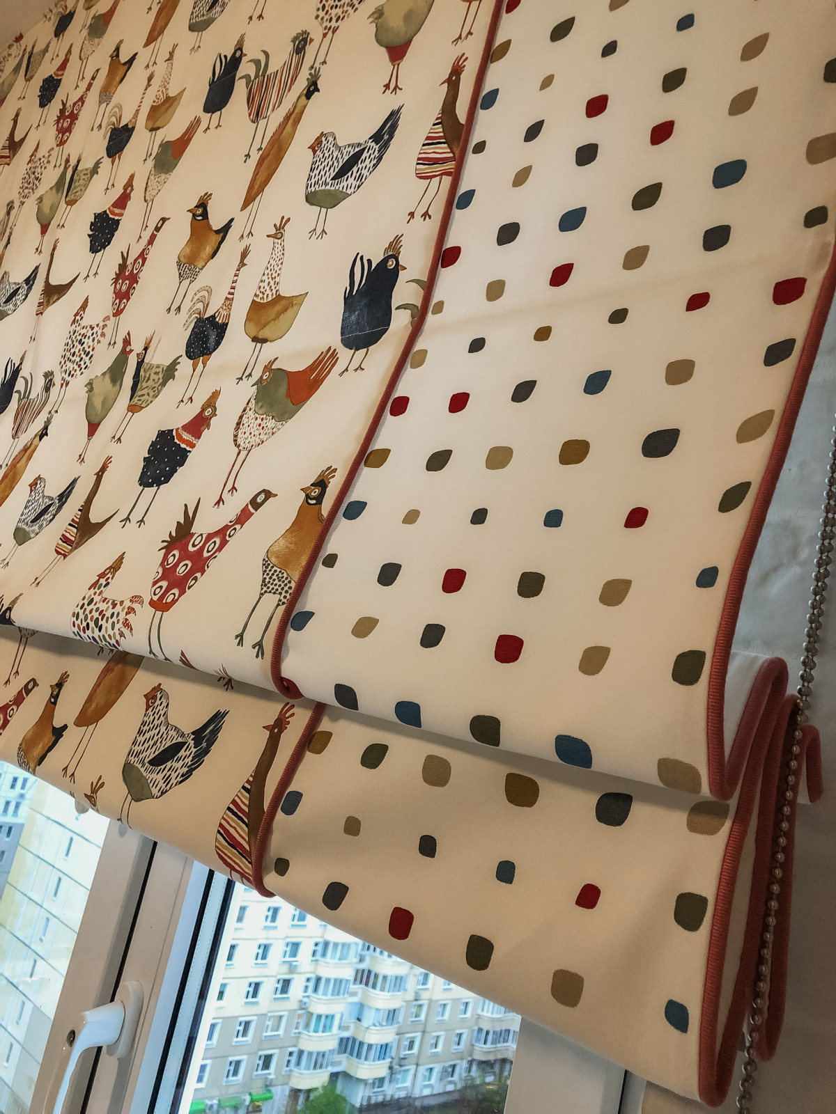 римская штора в стиле английского загородного дома