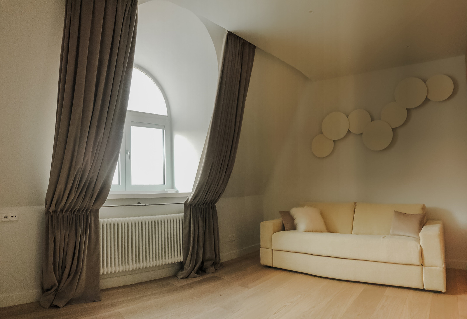 текстильное оформление ультрасовременного интерьера