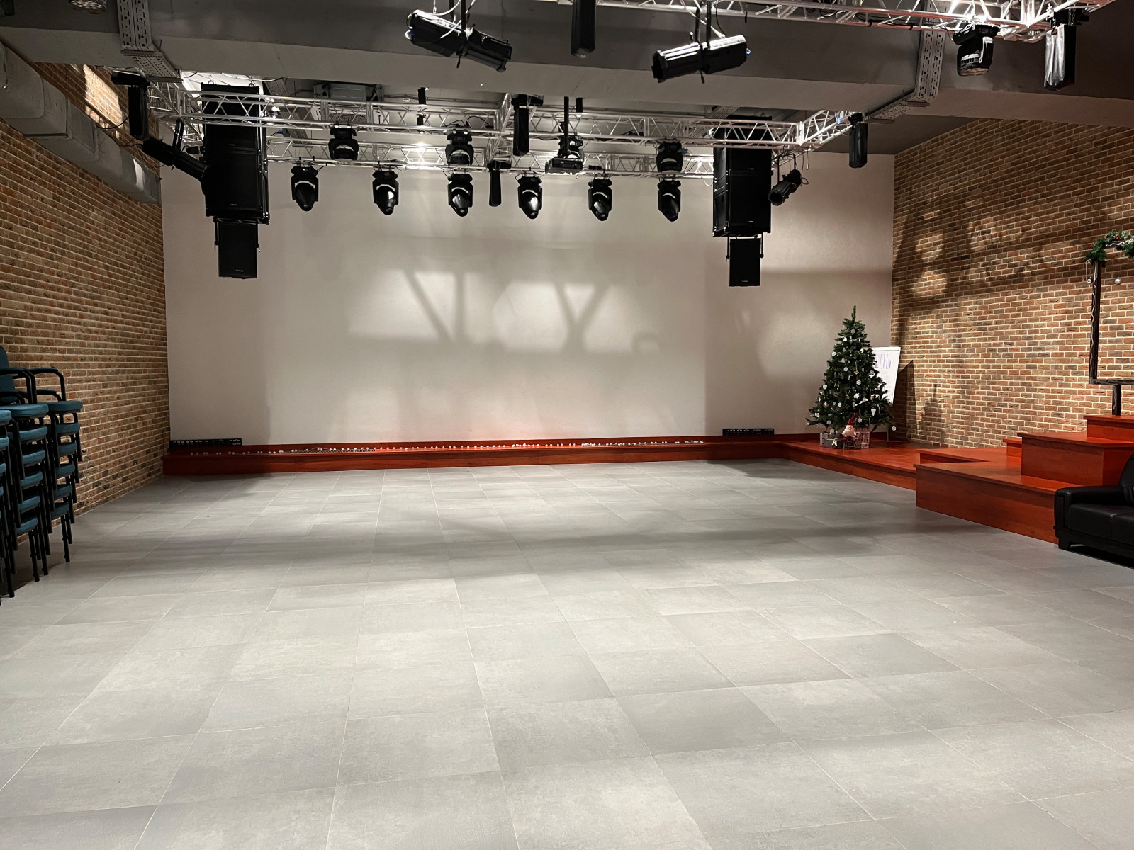 Клуб выпускников