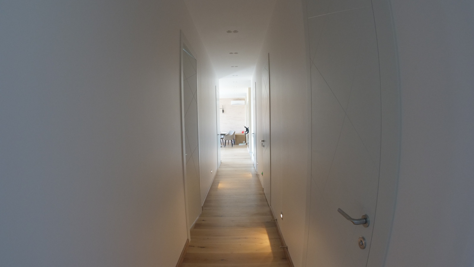 Четырехкомнатная квартира в центре по дизайн-проекту