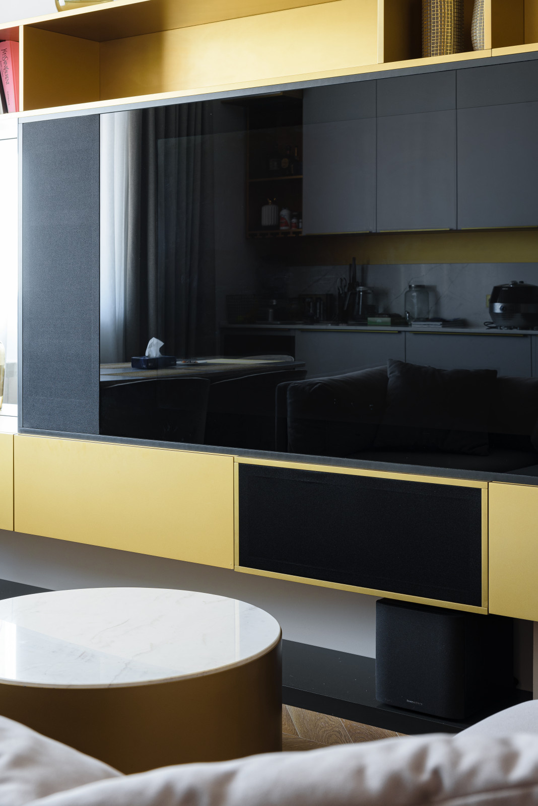 Домашний кинотеатр на Алых Парусах