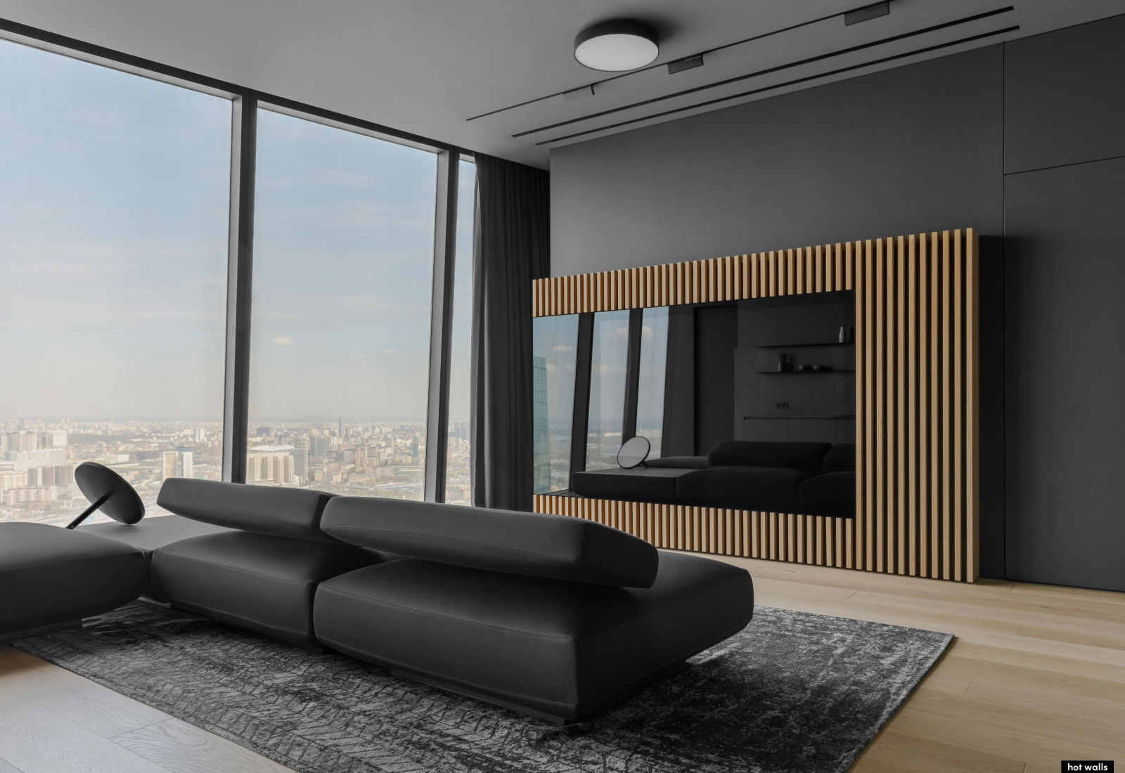 Телевизор за чёрным стеклом, Башня Федерации