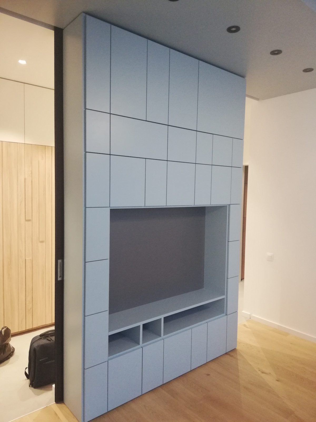 НМ, Объект "Московский квартал" на ул.Варшавская