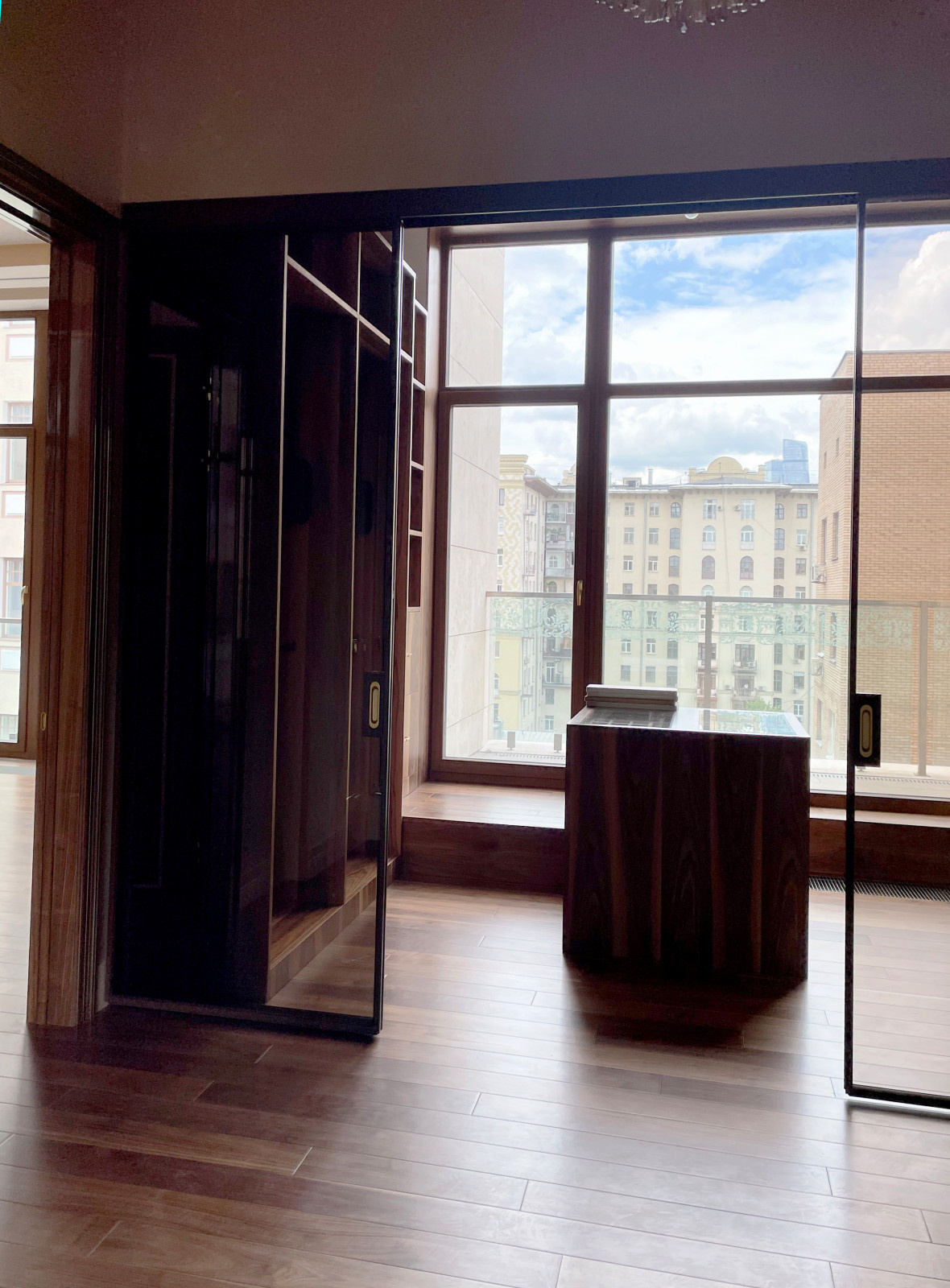 Квартира с террасой в Клубном доме "Smolensky De Luxe"