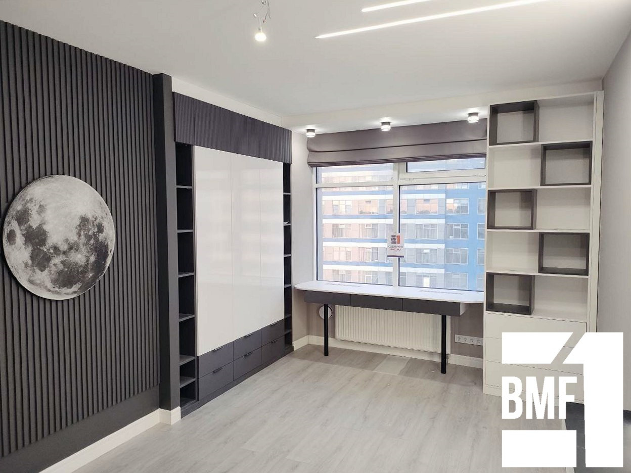 Комплект мебели в комнату подростка