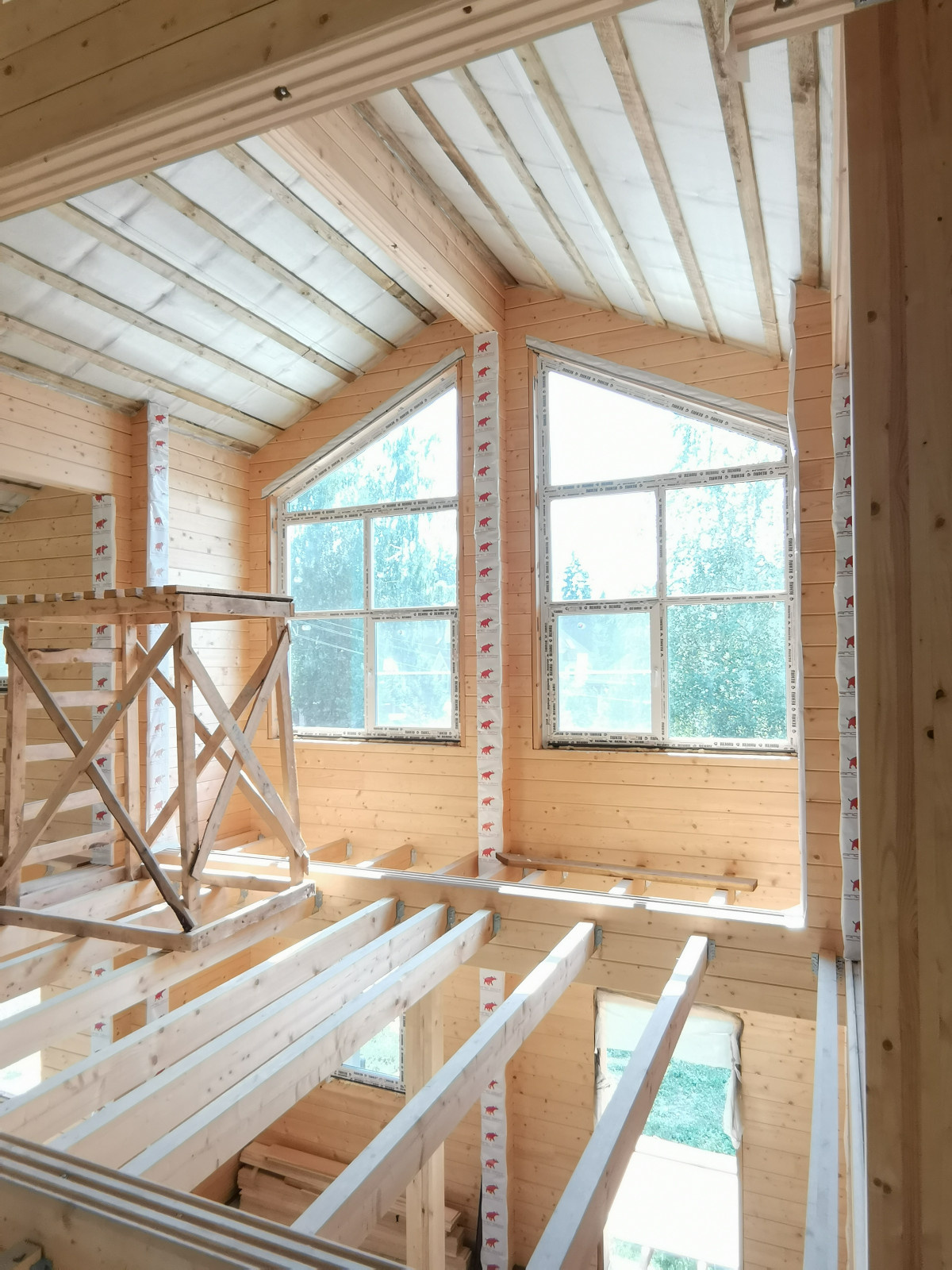 Установка пластиковых окон в коттедже