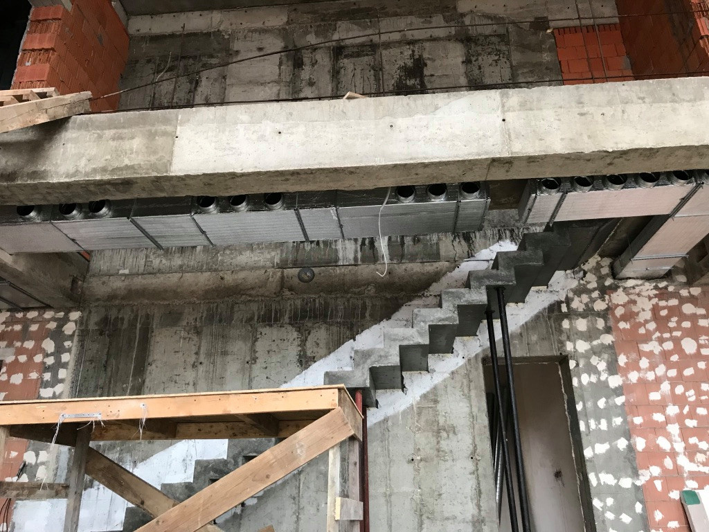 Загородный дом с бассейном