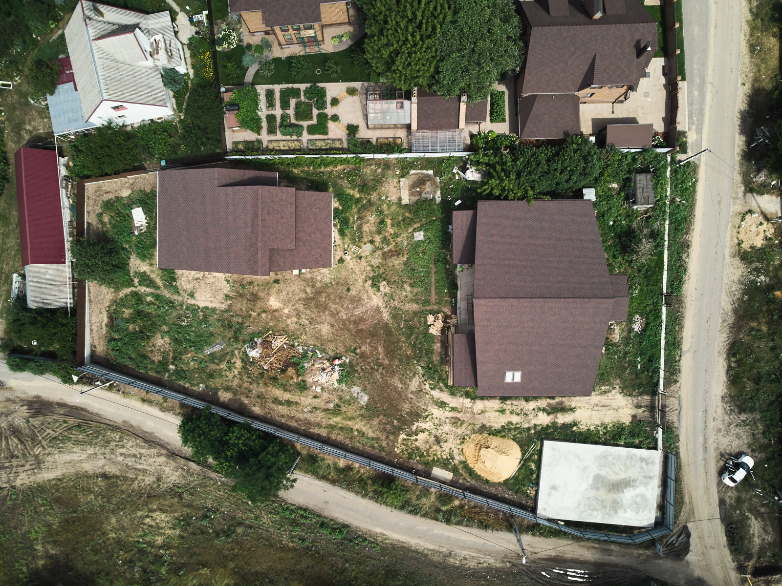 Кровля и мансардные окна: замер и расчёт, поставка и монтаж материалов.