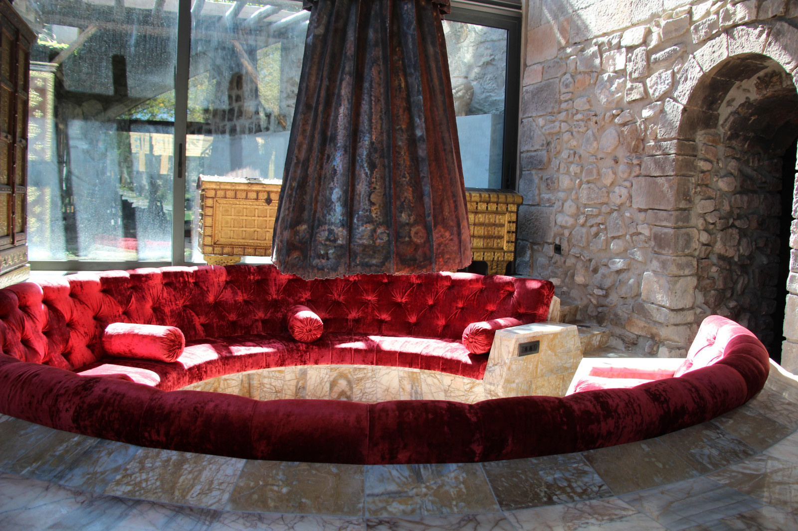 GUEST HOUSE