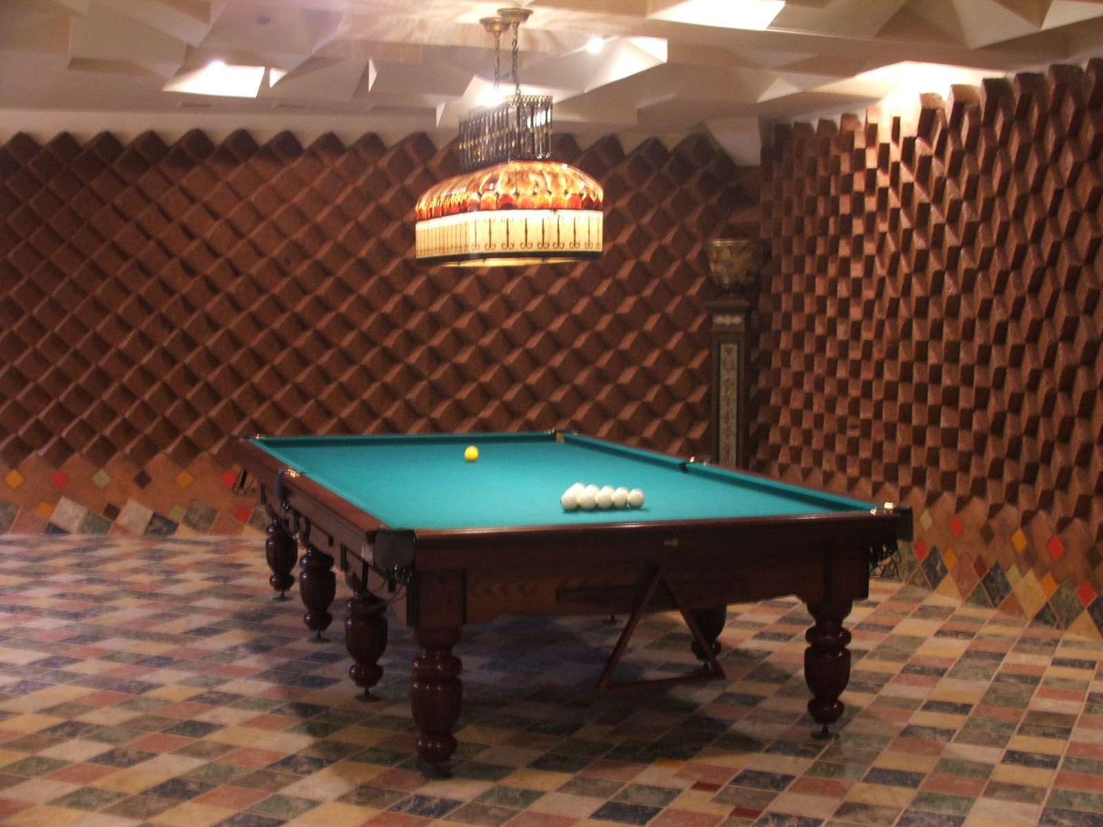 SINGL FAMILY HOUSE
