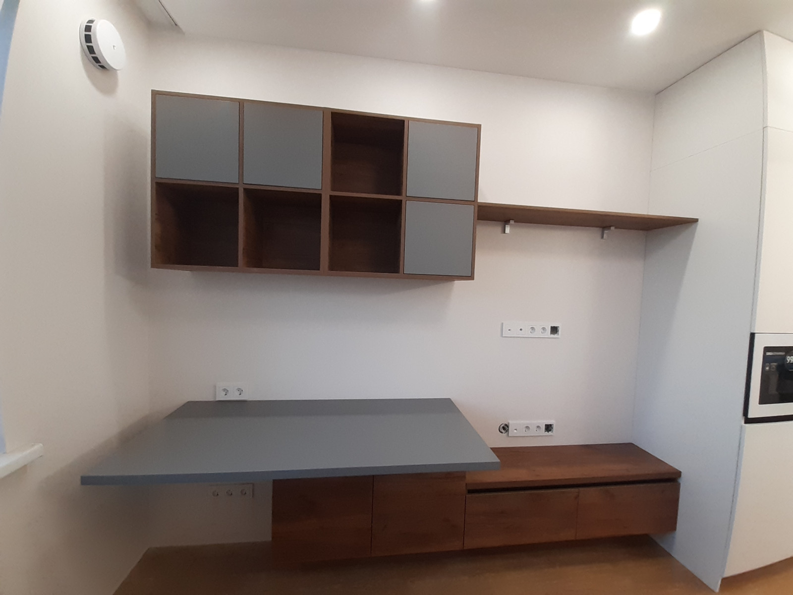 Мебель на Космонавтов