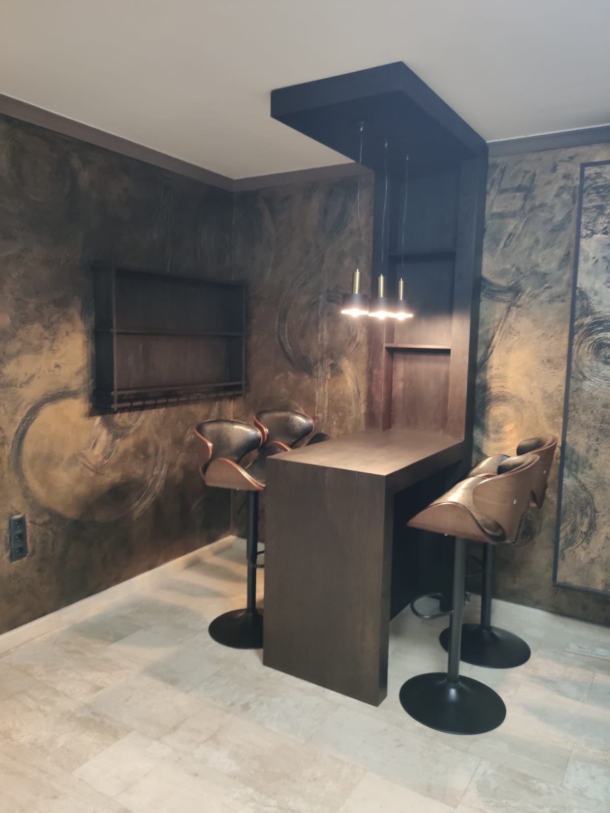 барный стол из массива