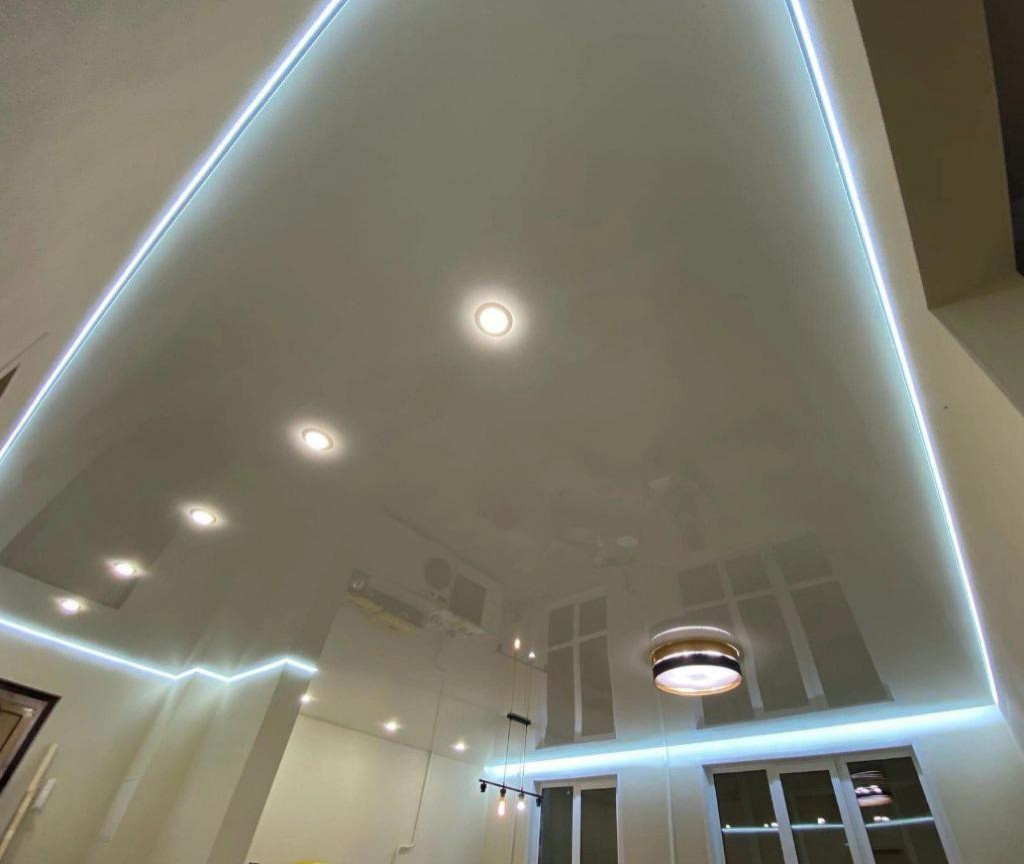 Монтаж натяжных потолков