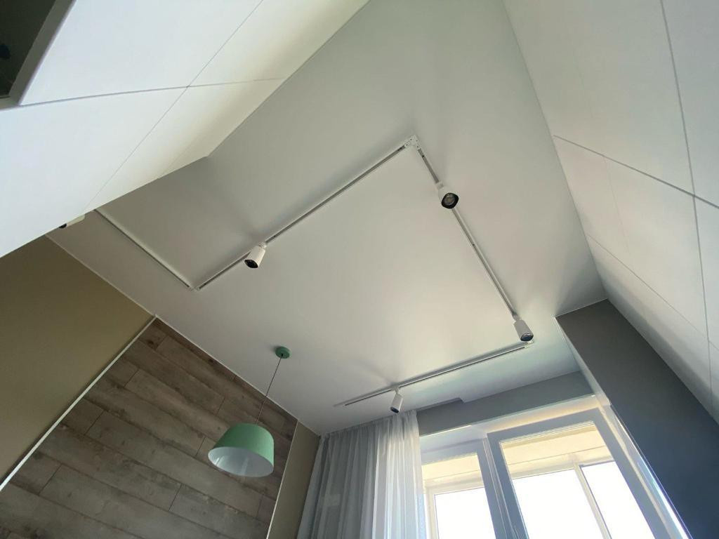 Монтаж натяжных потолков