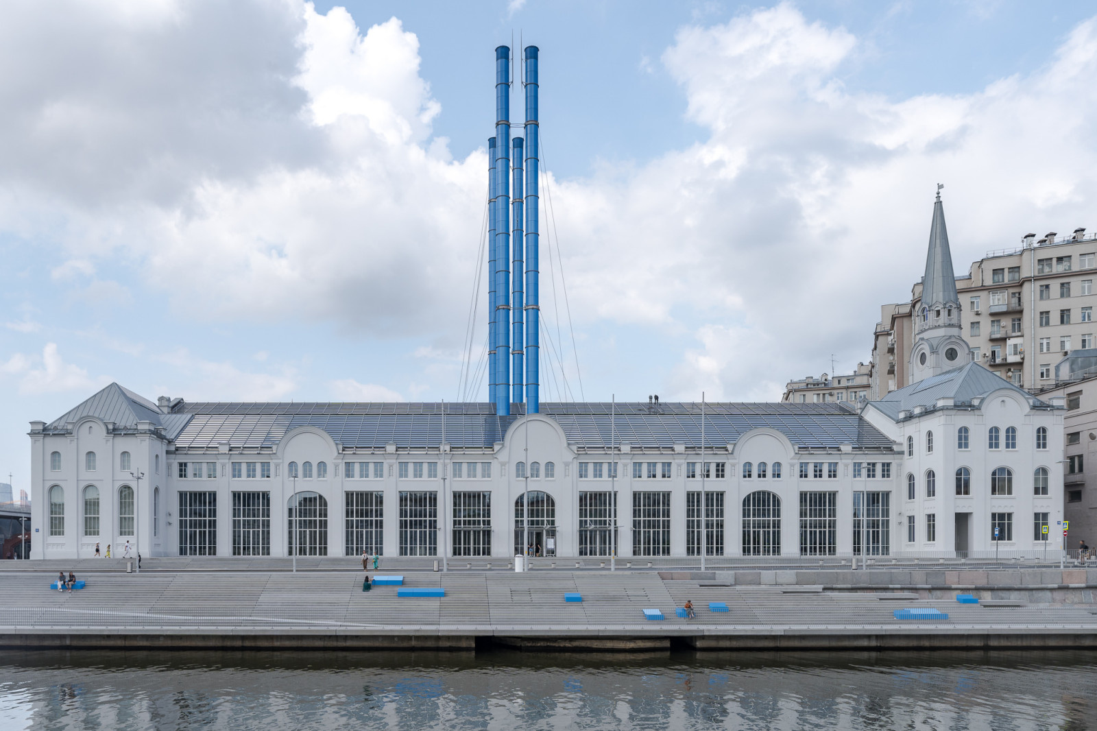 GES-2 , House of Culture