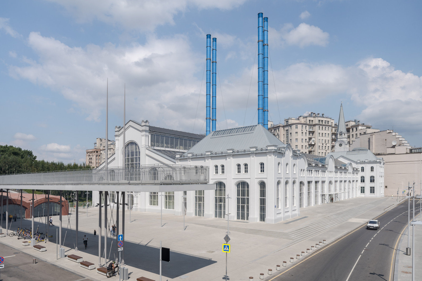 GES-2 , House of Culture