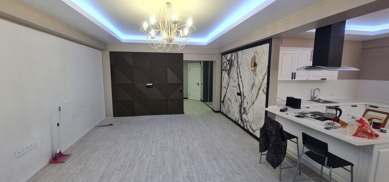 Квартира в контрастных цветах