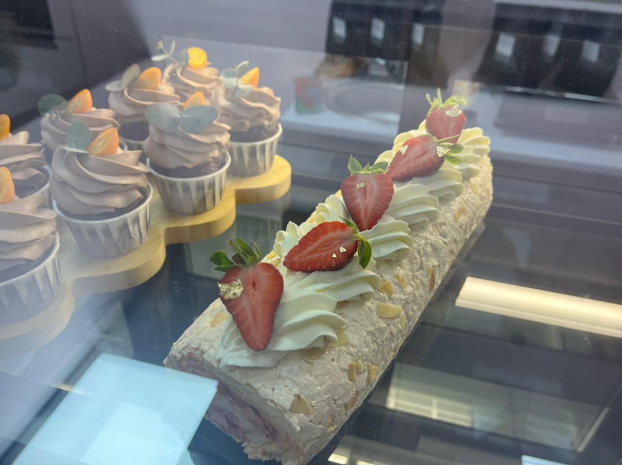 Кондитерская на пр. Ленина, 75, г. Волжский