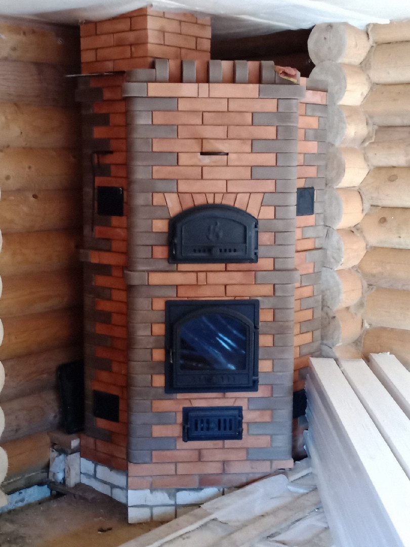 Дачный домик из оцилиндрованного бревна