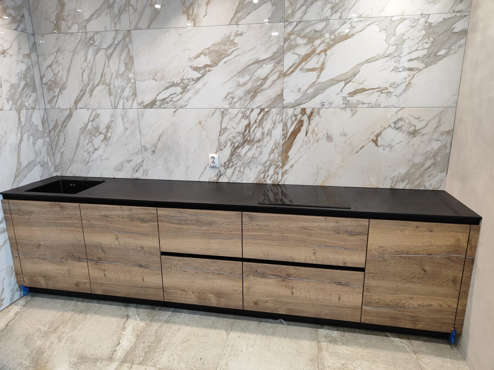 Столешница из Компакт Пластика EGGER U999