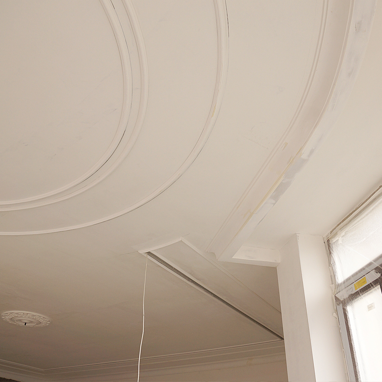 подготовка поверхностей, монтаж лепнины Орак Декор