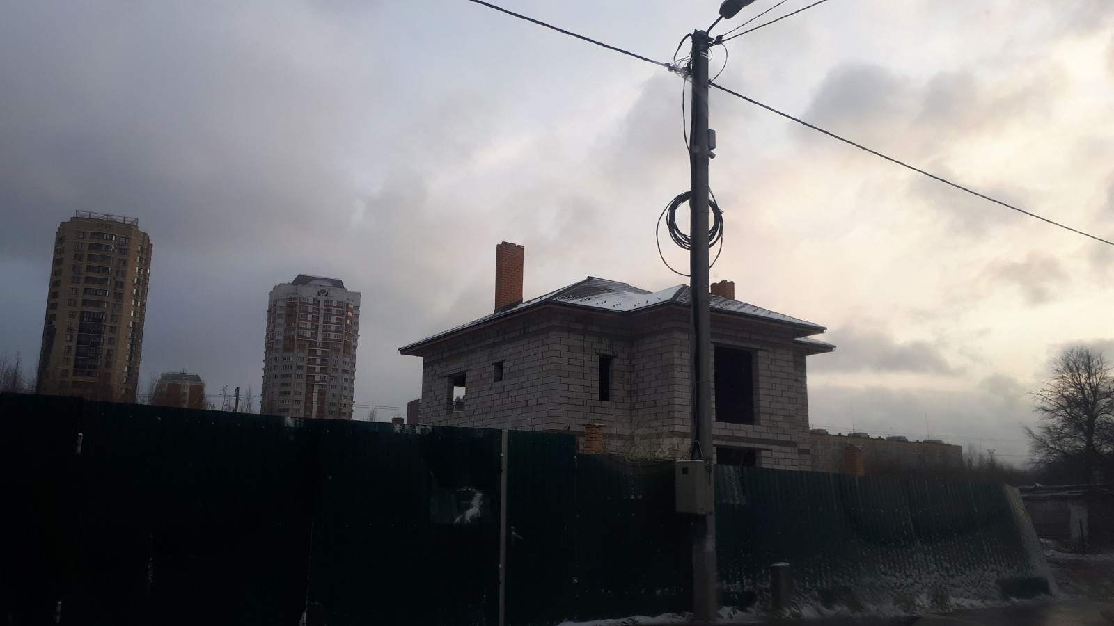 Двухэтажный коттедж из газобетонного блока