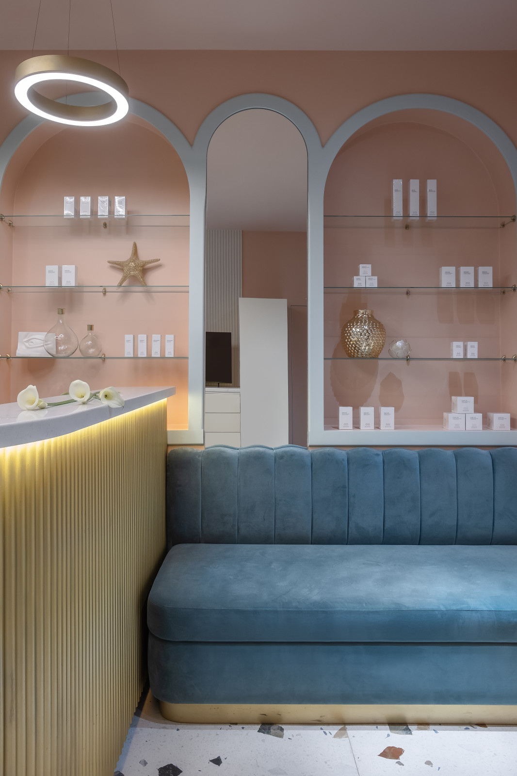 Стилизация интерьера салона косметологии от Анна Дементьевой-Ясинской